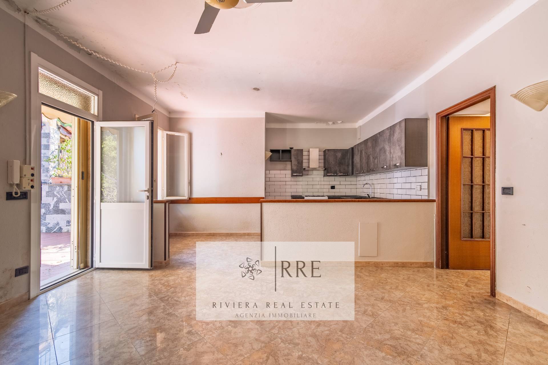 Casa Semindipendente in vendita a Alassio