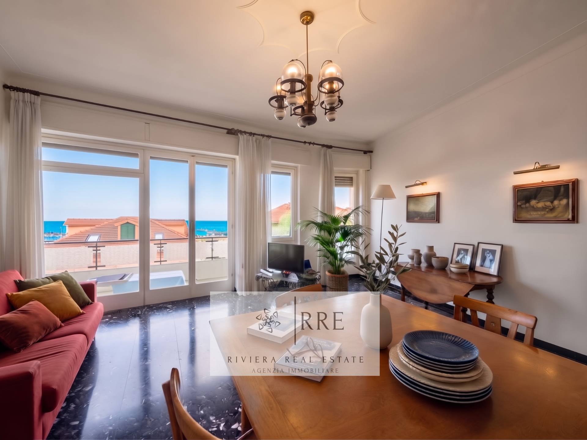 Appartamento in vendita a Imperia, Porto Maurizio centro