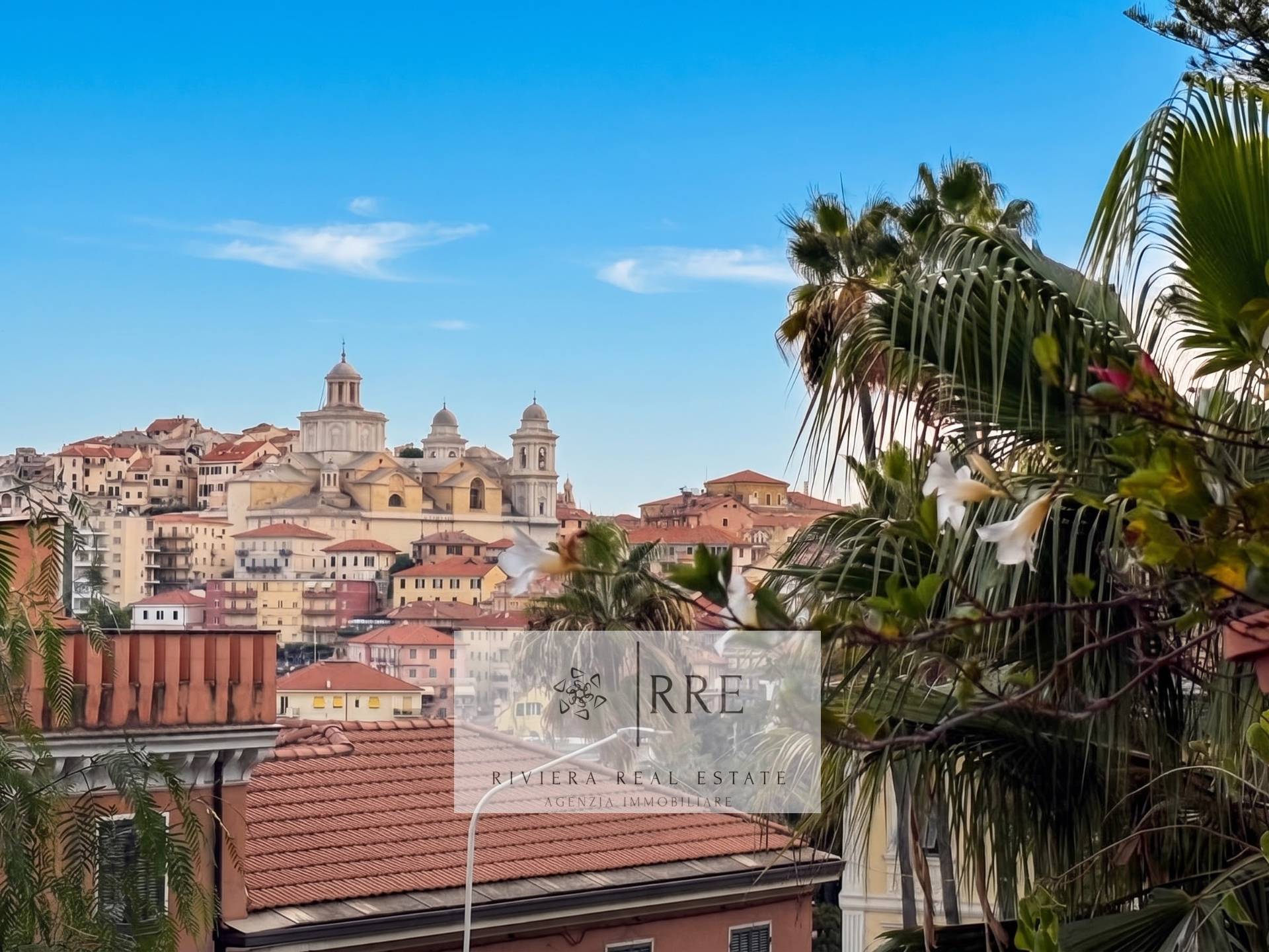 Appartamento in vendita a Imperia, Porto Maurizio centro