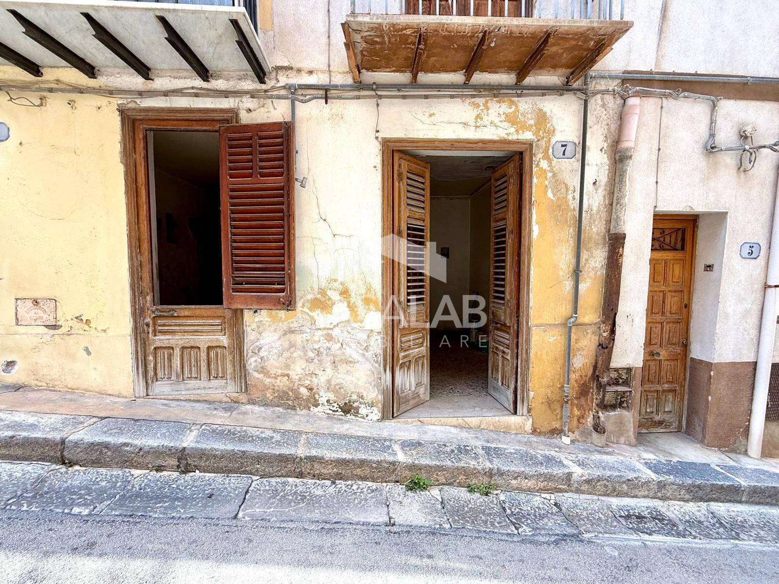 Appartamento in vendita a Carini, Carini Alta