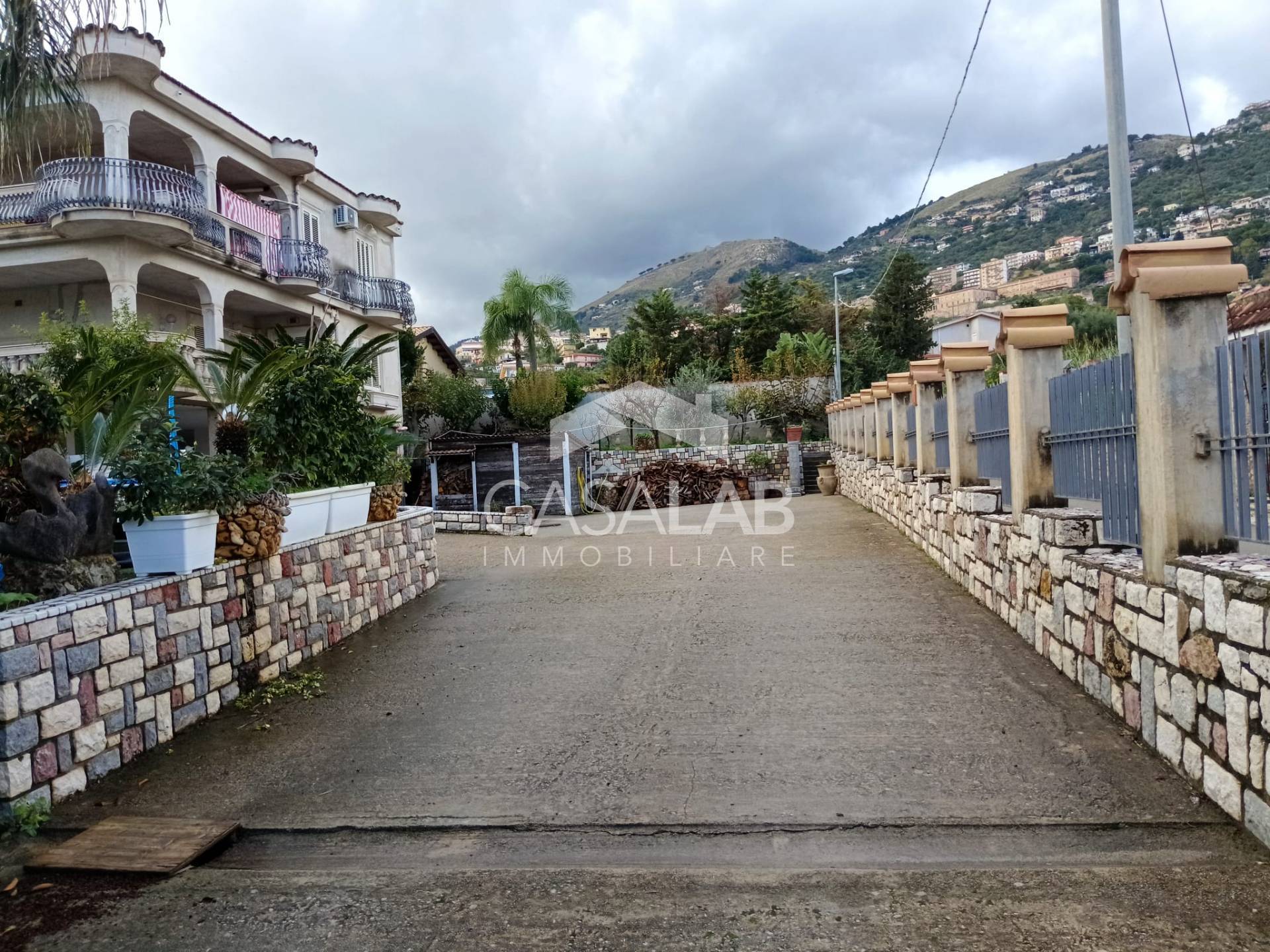 Appartamento in affitto a Palermo