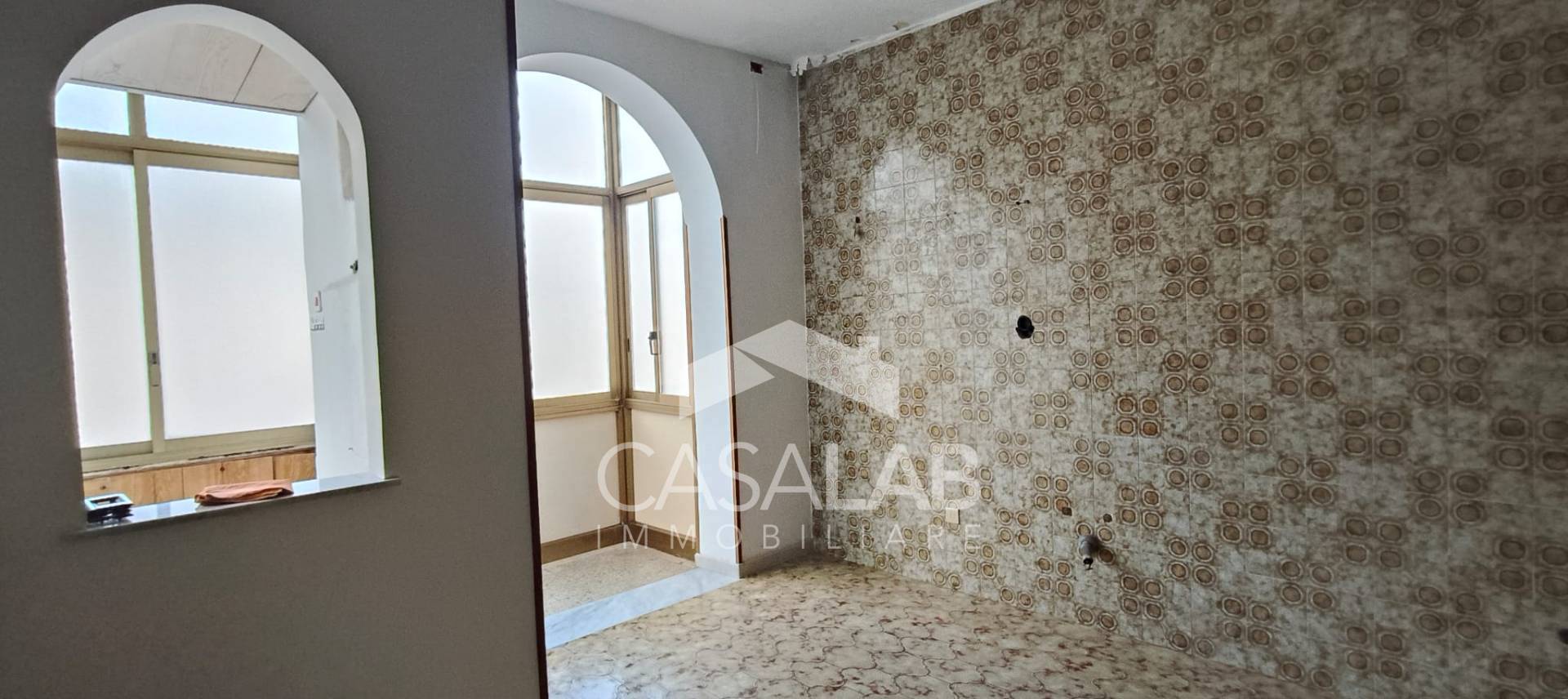 Appartamento in vendita a Palermo, Borgonuovo