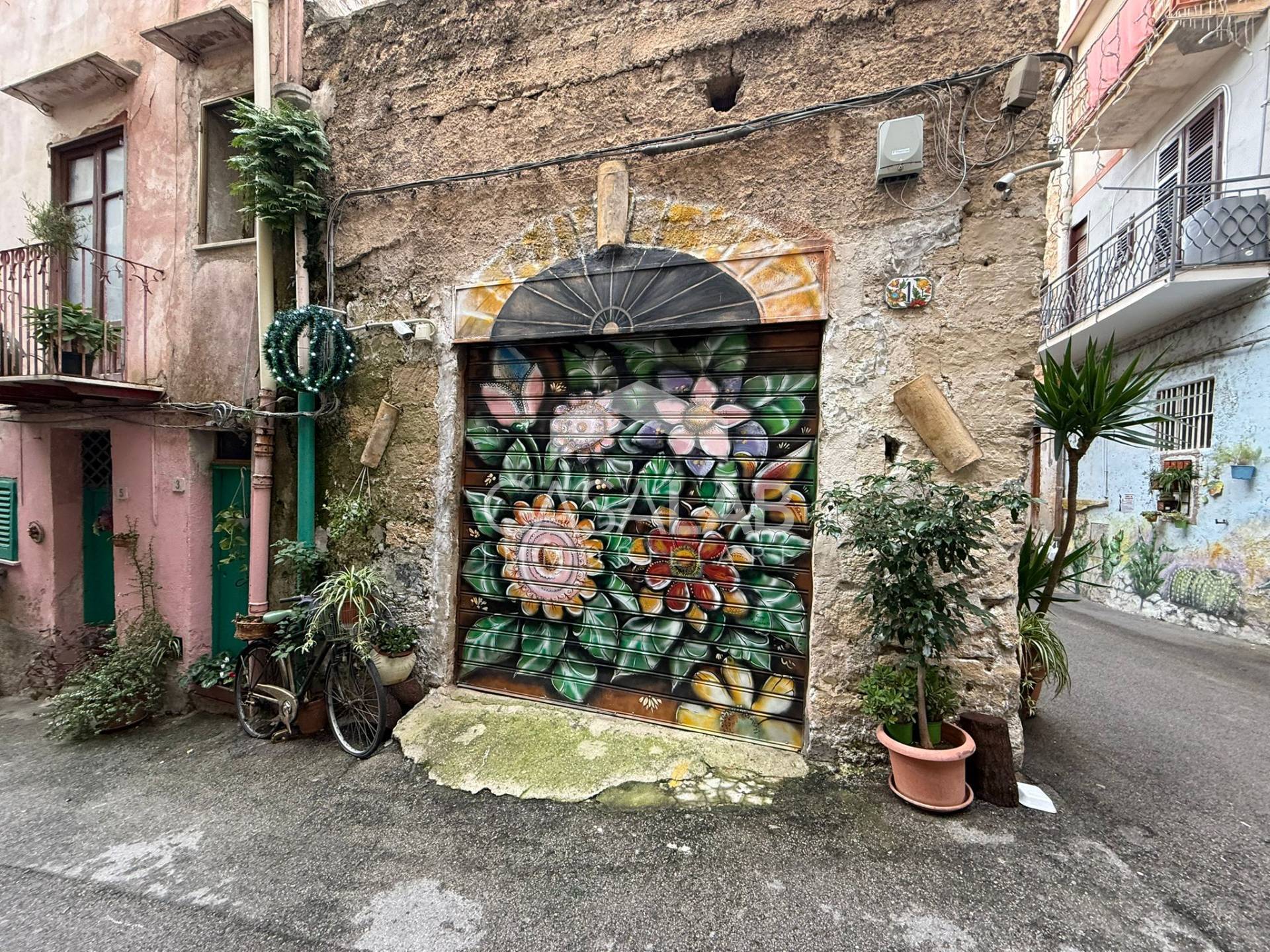 Magazzino in vendita a Carini, Centro Storico