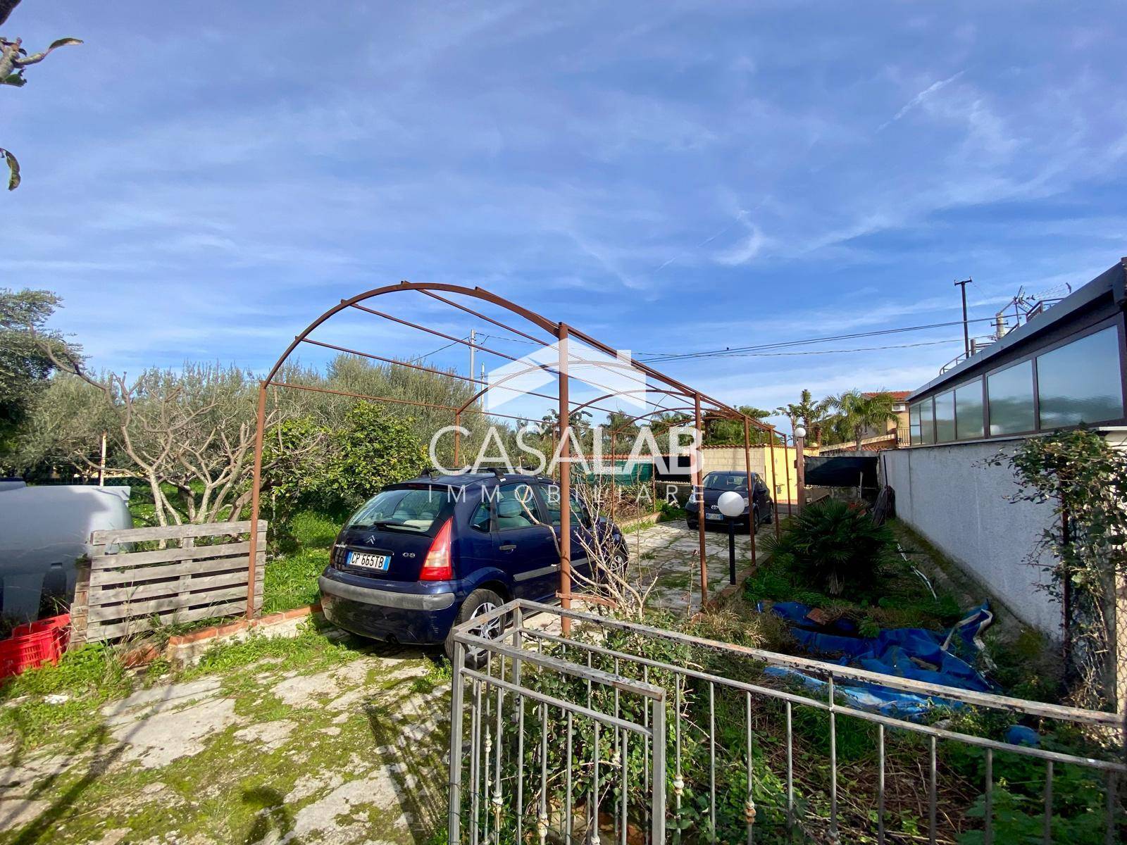 Villa in vendita a Carini, Carini