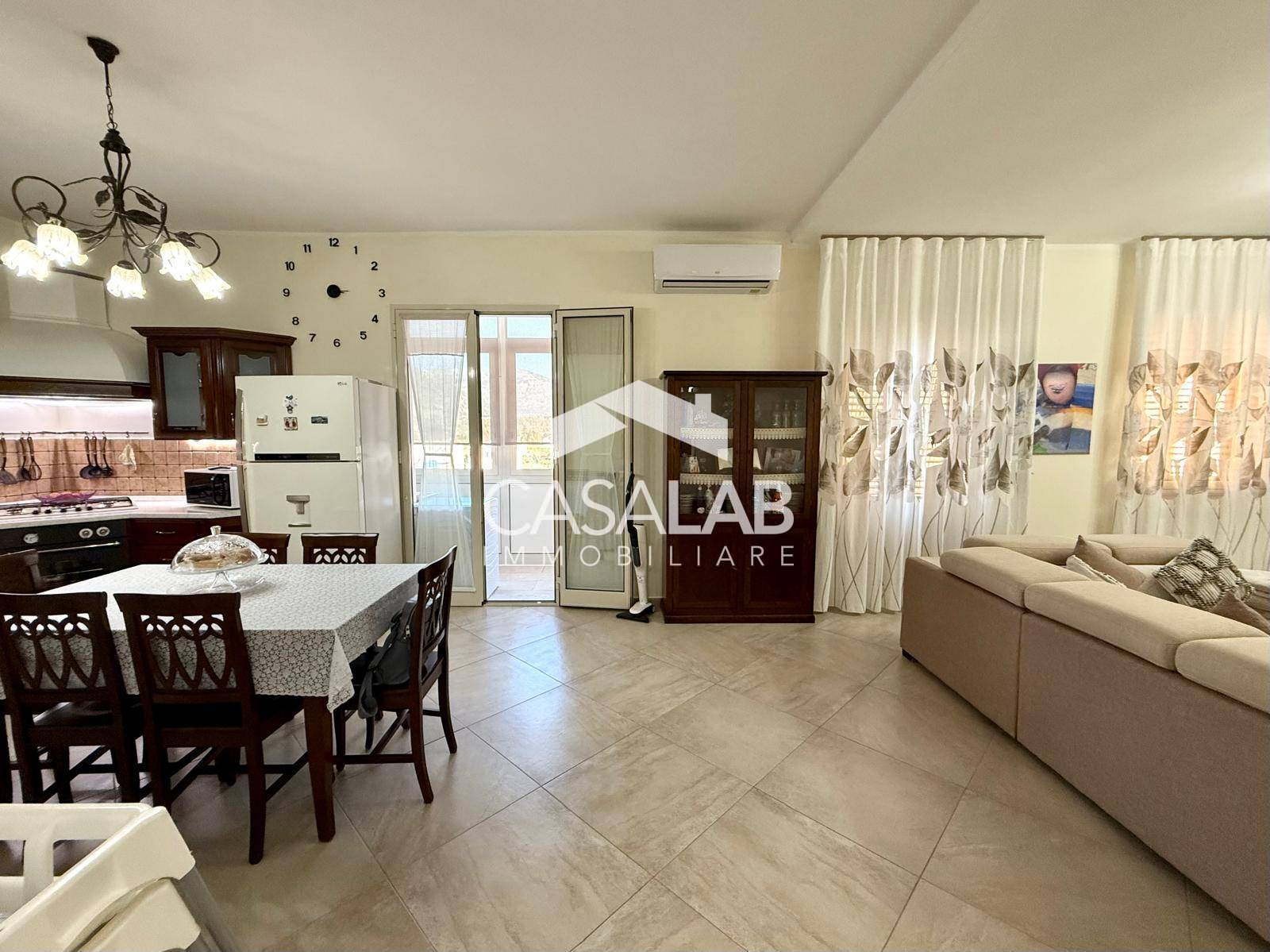 Appartamento in vendita a Carini, Carini