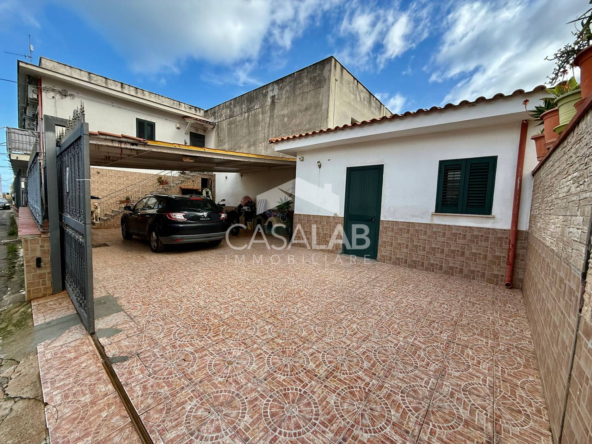 Appartamento in vendita a Carini, J.Walker