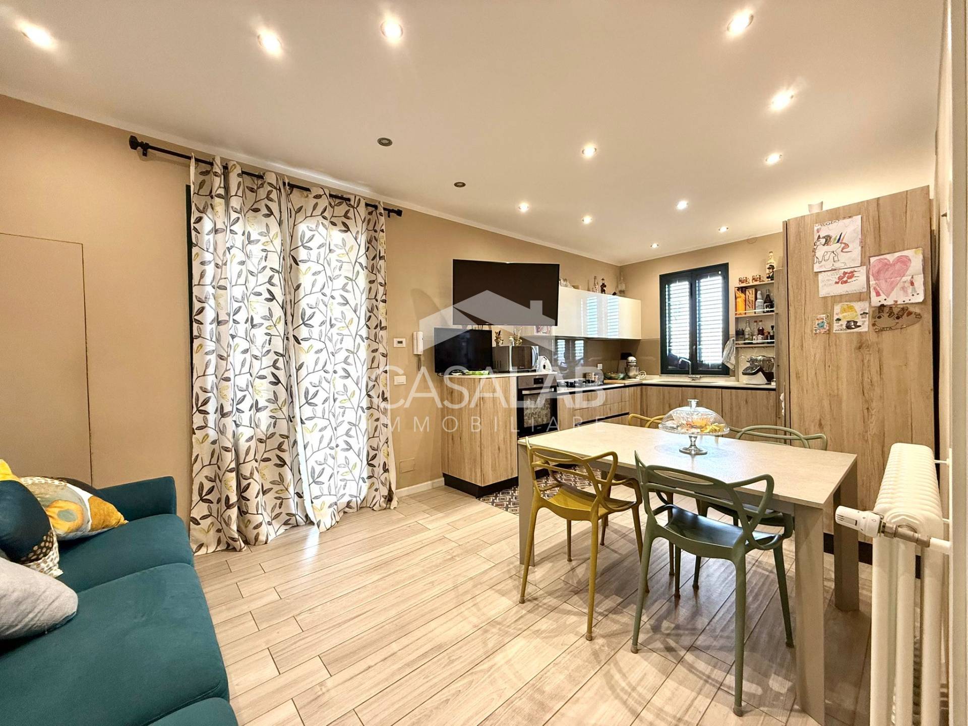 Appartamento in vendita a Carini, J.Walker