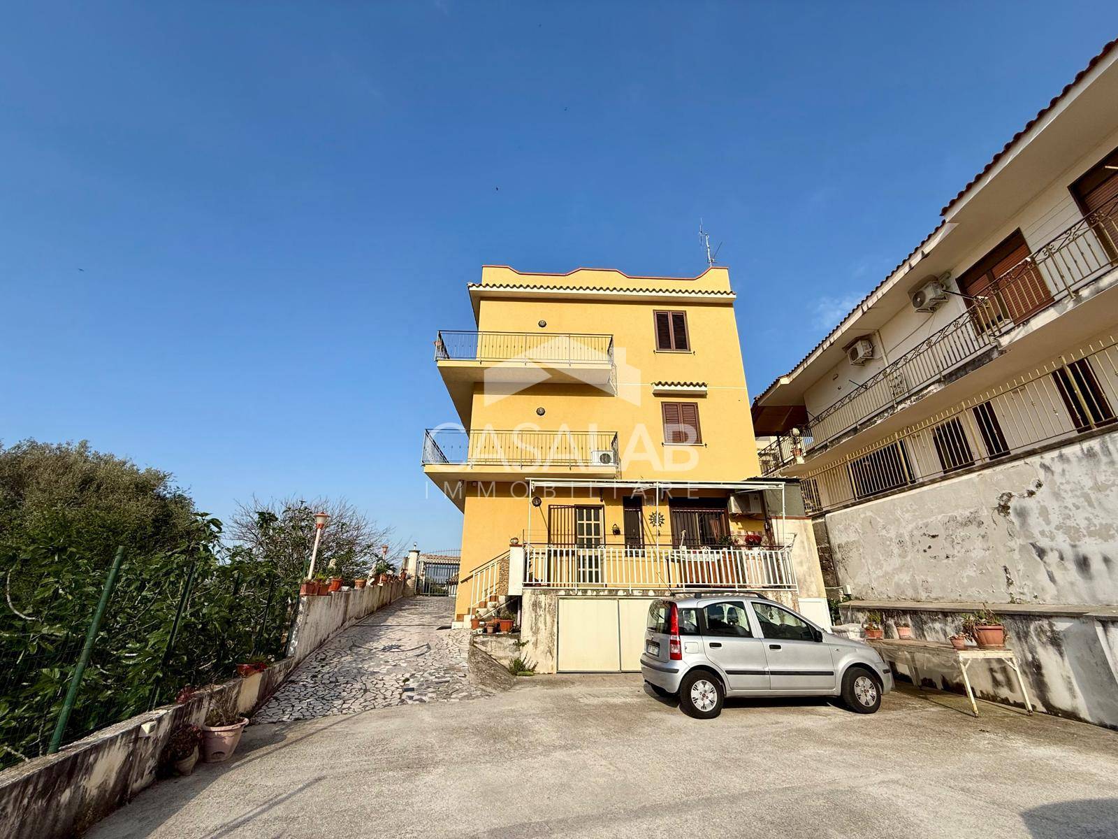 Appartamento in vendita a Carini, Carini Alta