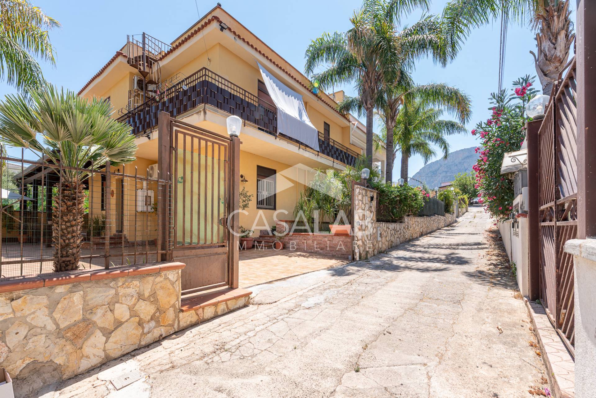 Villa in vendita a Carini, J.Walker