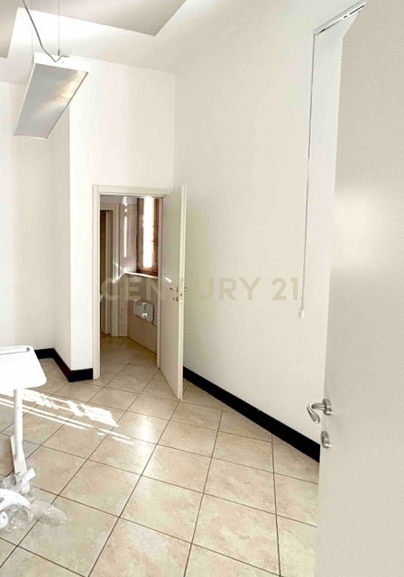 Ufficio con giardino in via san marco 112, Lucca