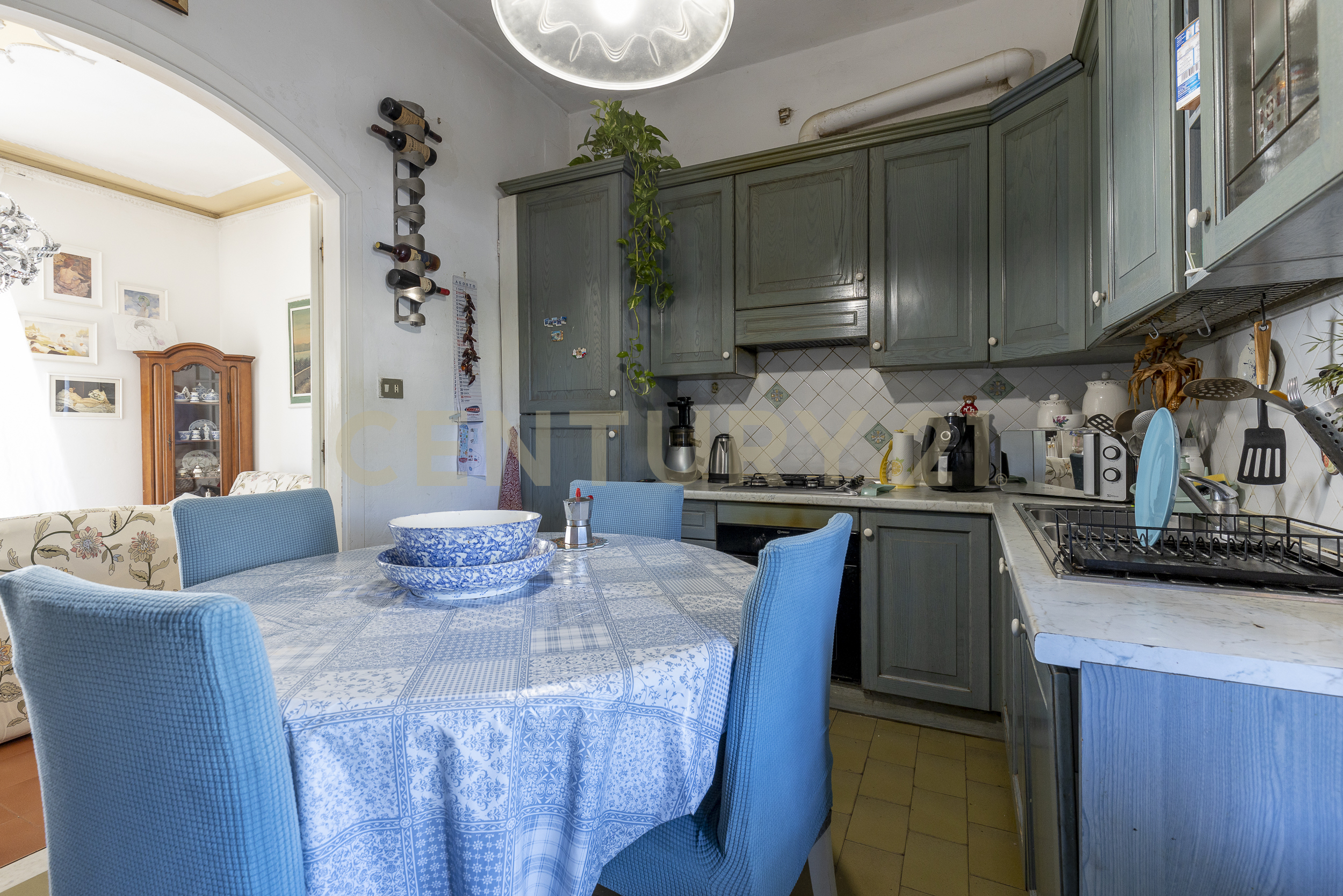 Appartamento con box in via vincenzo consani 304, Lucca
