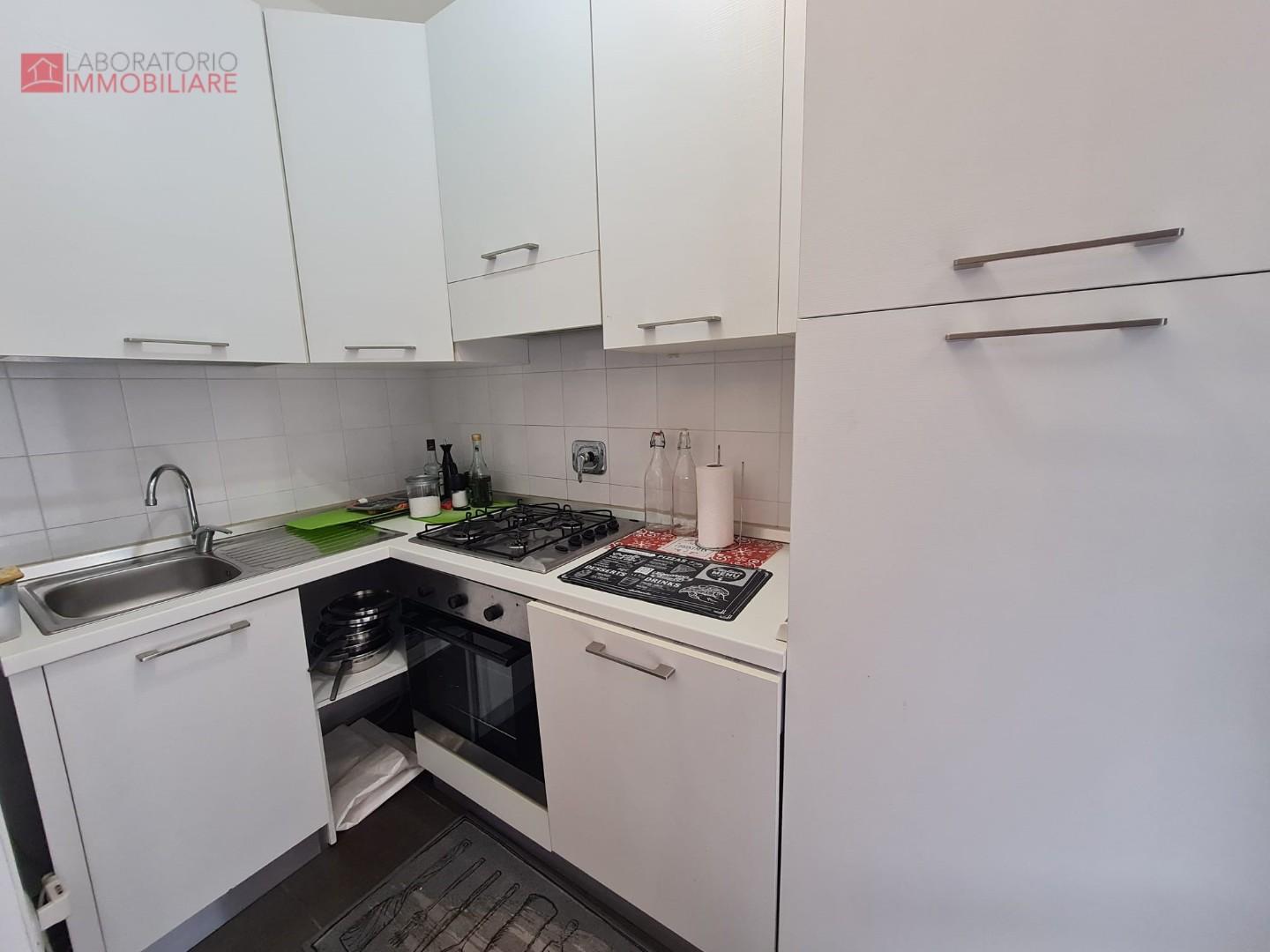 Trilocale arredato in affitto, Lecce ariosto mazzini