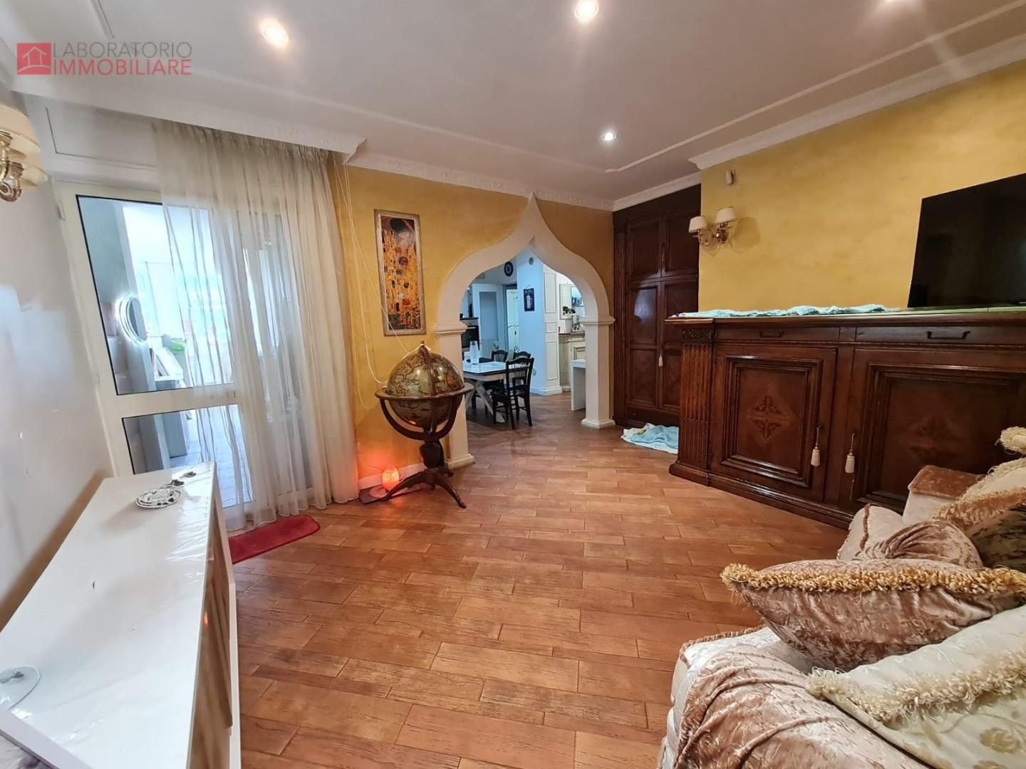 Trilocale con terrazzo a Surbo