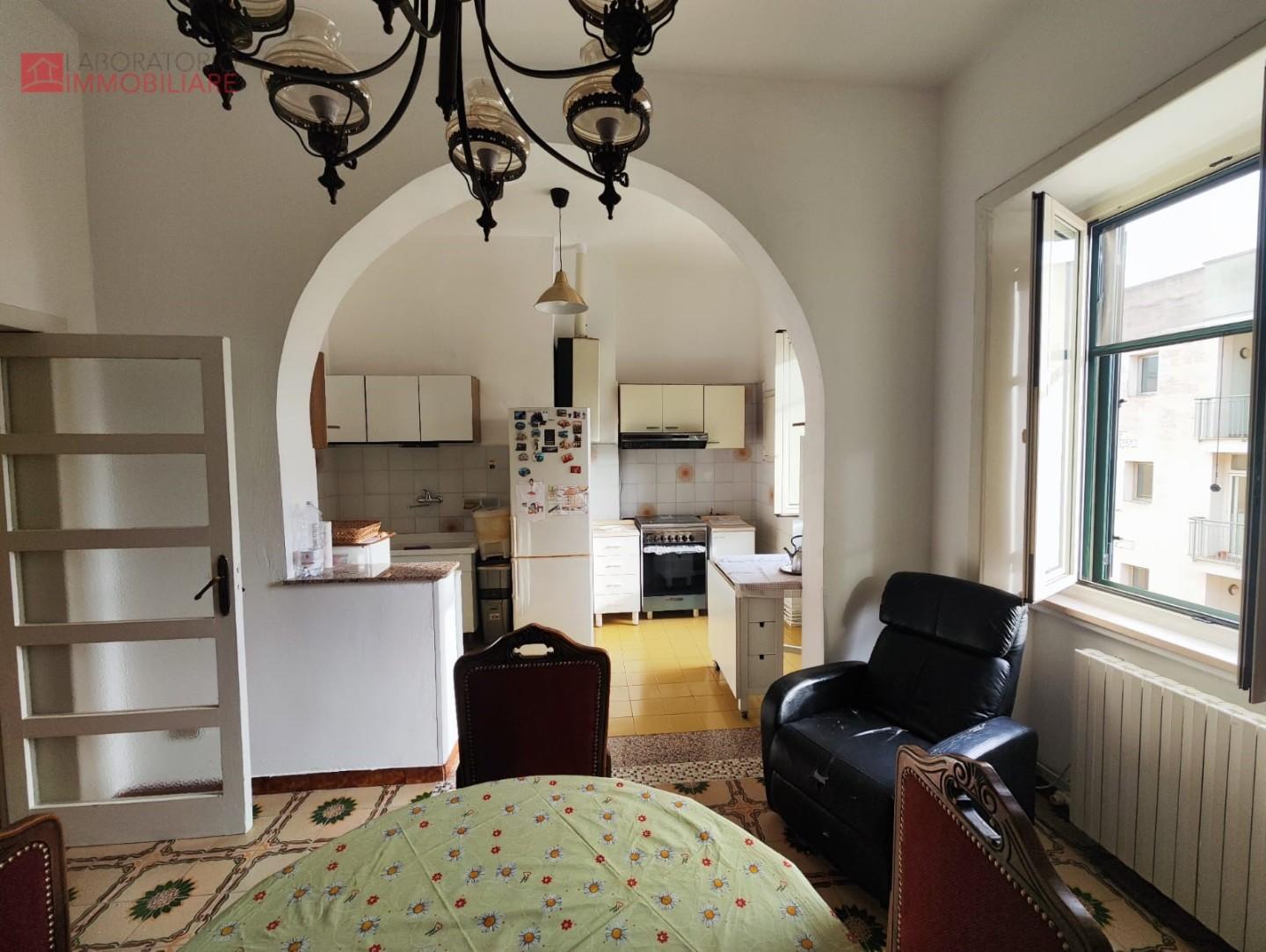 Trilocale arredato in affitto, Lecce santa rosa