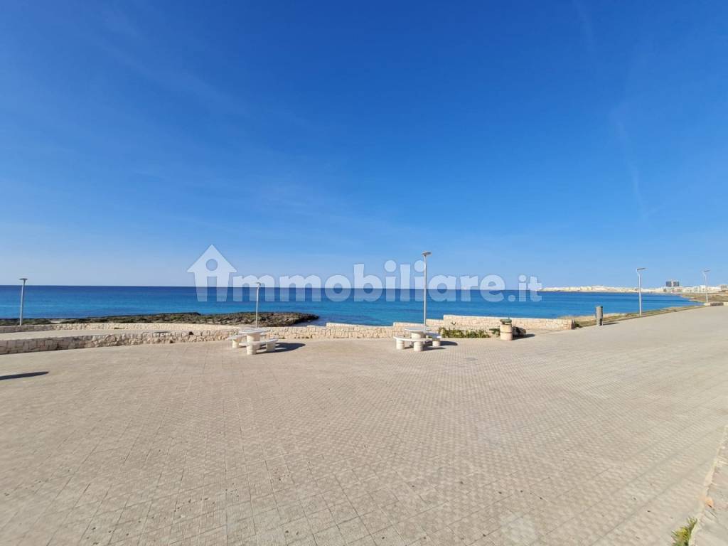 Trilocale con giardino a Gallipoli