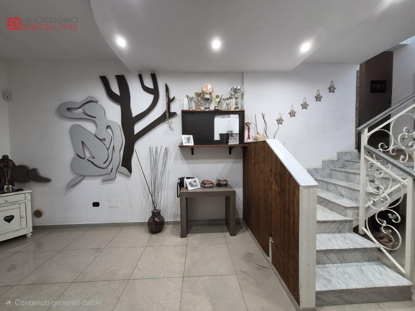 Trilocale con terrazzo a Surbo