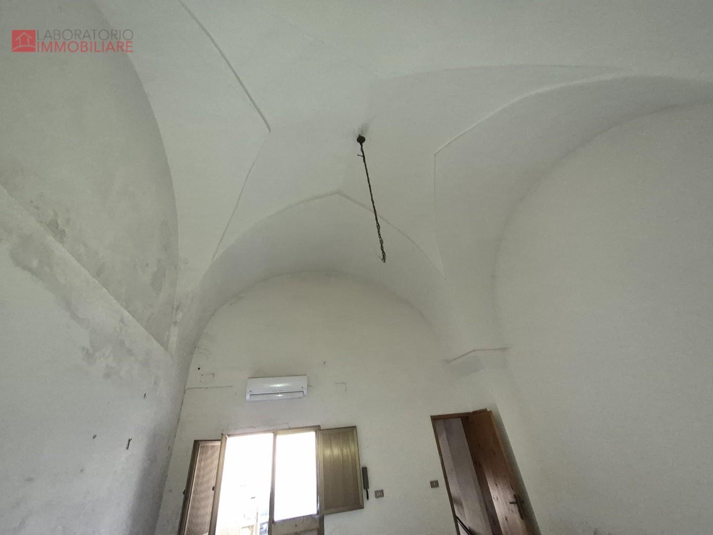 Stabile/Palazzo da ristrutturare, Lizzanello merine