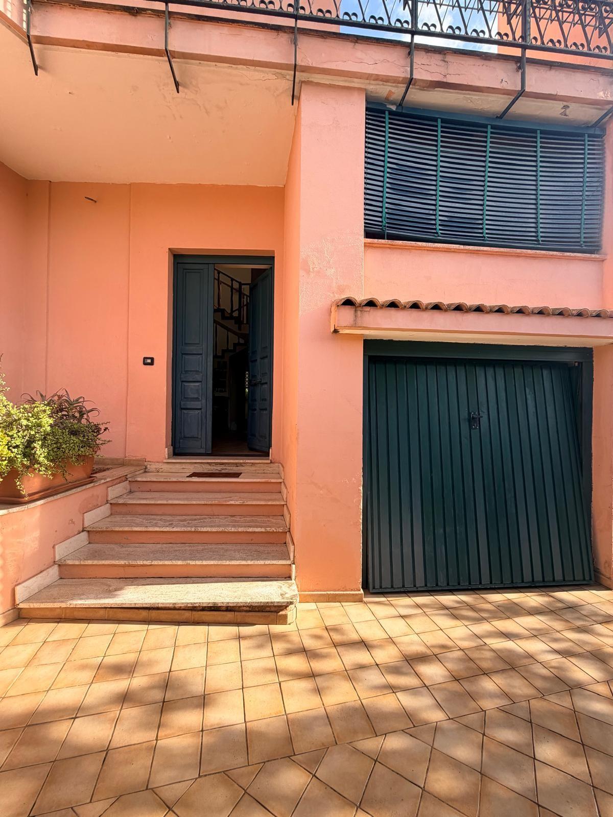 Appartamento con giardino, Lecce cicolella