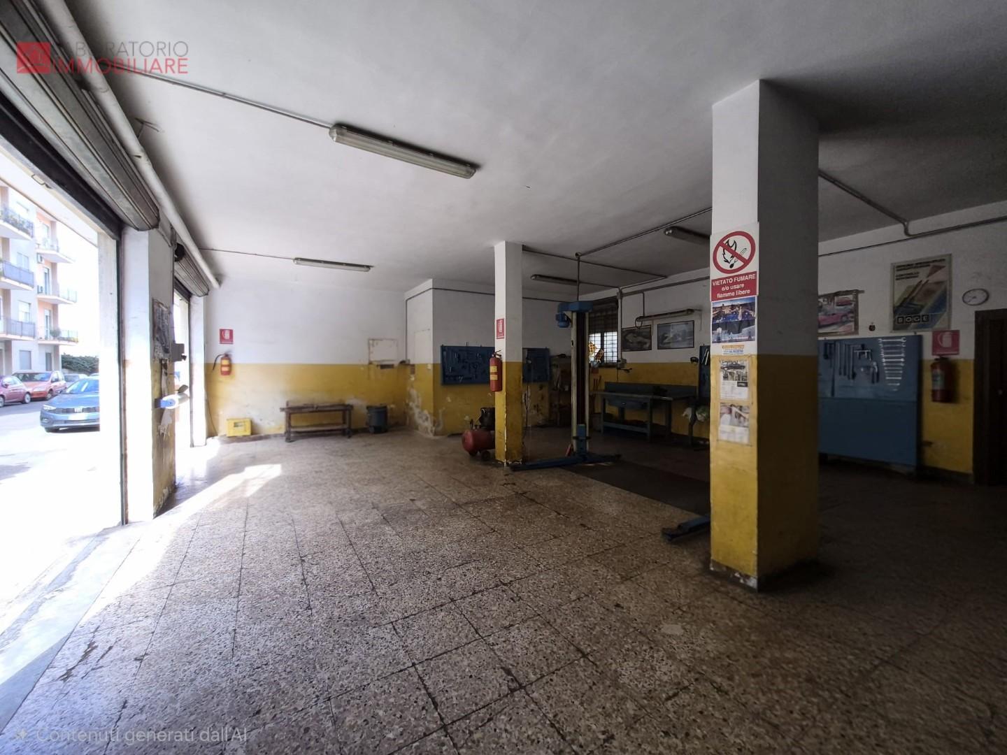 Locale commerciale da ristrutturare, Lecce san pio