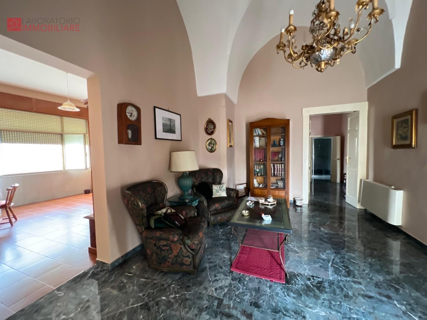 Appartamento con terrazzo a Copertino