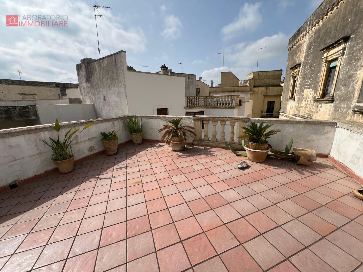 Appartamento con terrazzo a Copertino