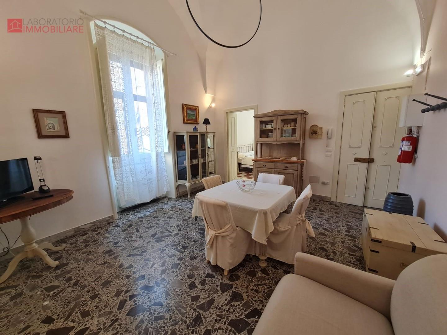 Trilocale arredato in affitto, Lecce rudiae