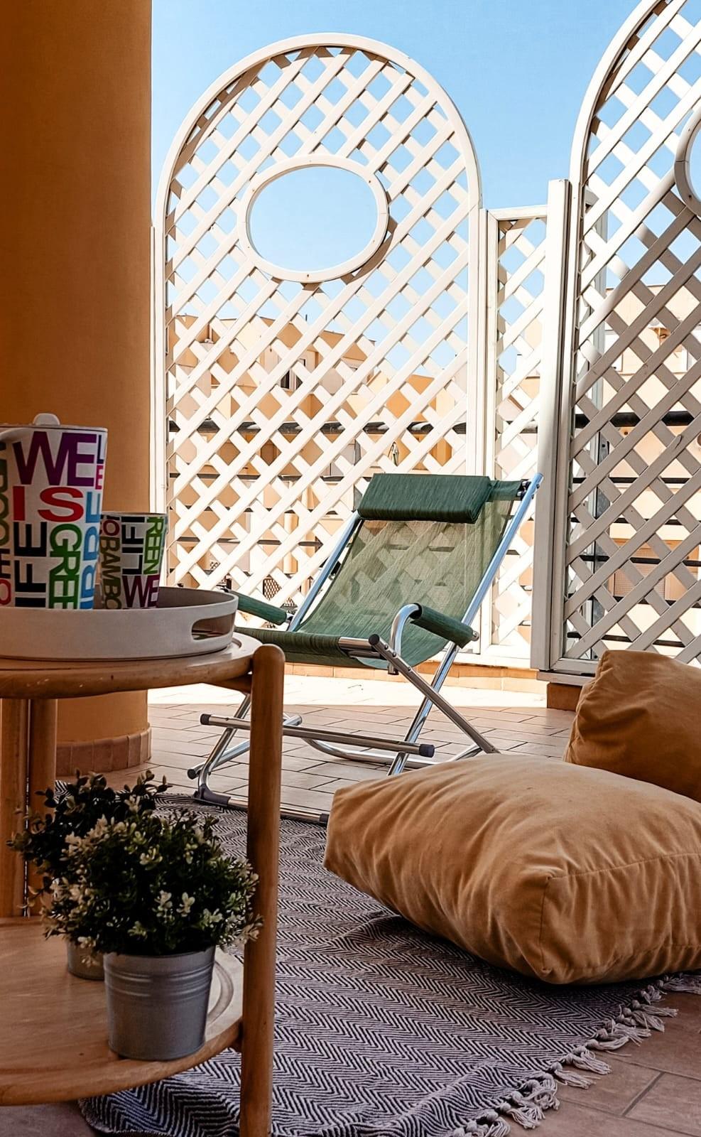 Trilocale arredato in affitto, Lecce aria sana