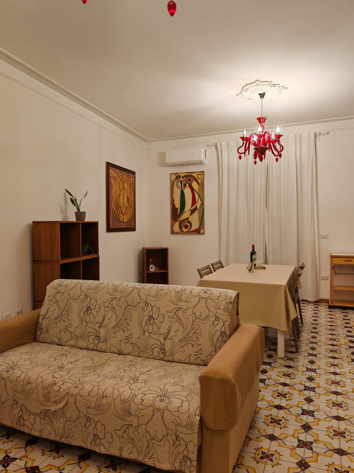 Bilocale arredato in affitto, Lecce leuca