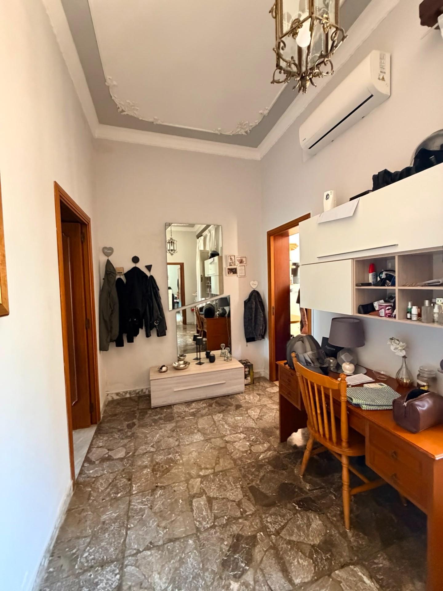 Trilocale arredato in affitto, Lecce cicolella