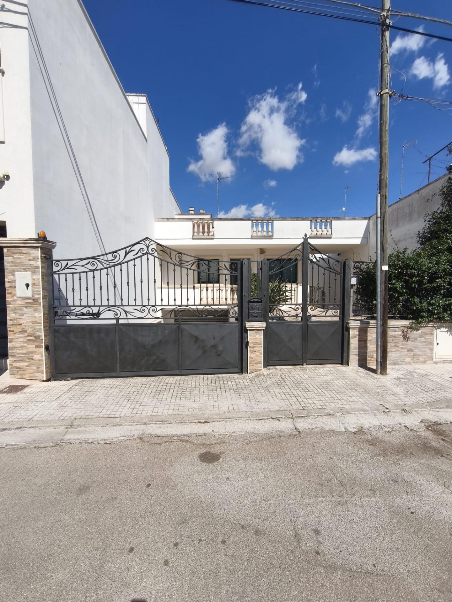 Casa indipendente con giardino a Carmiano