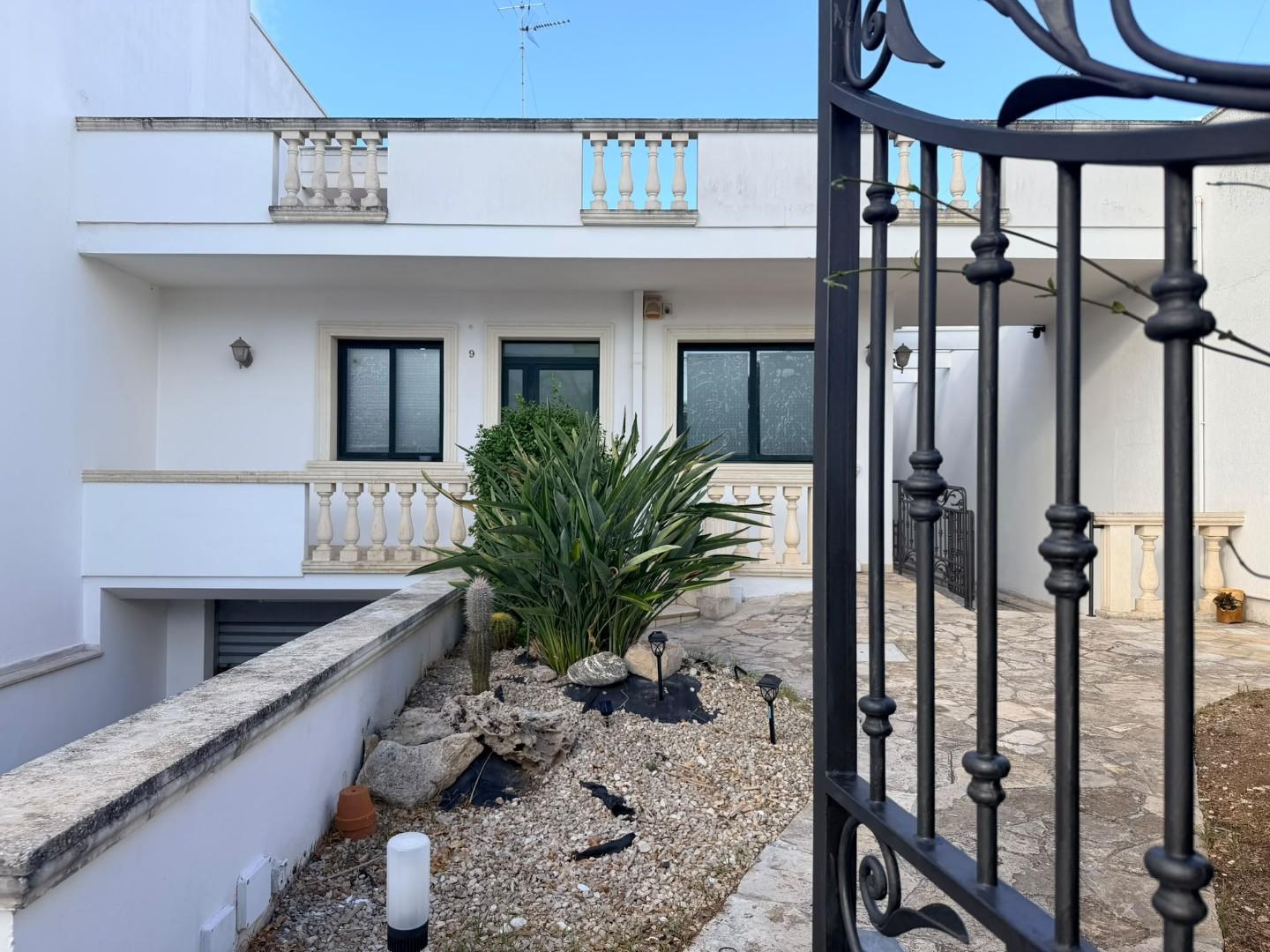 Casa indipendente con giardino a Carmiano