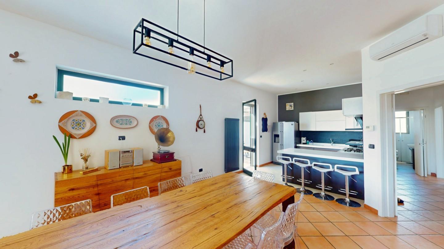 Villa con giardino, Porto Cesareo torre lapillo