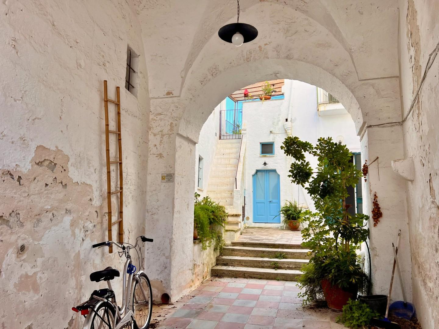 Casa indipendente con terrazzo a Spongano