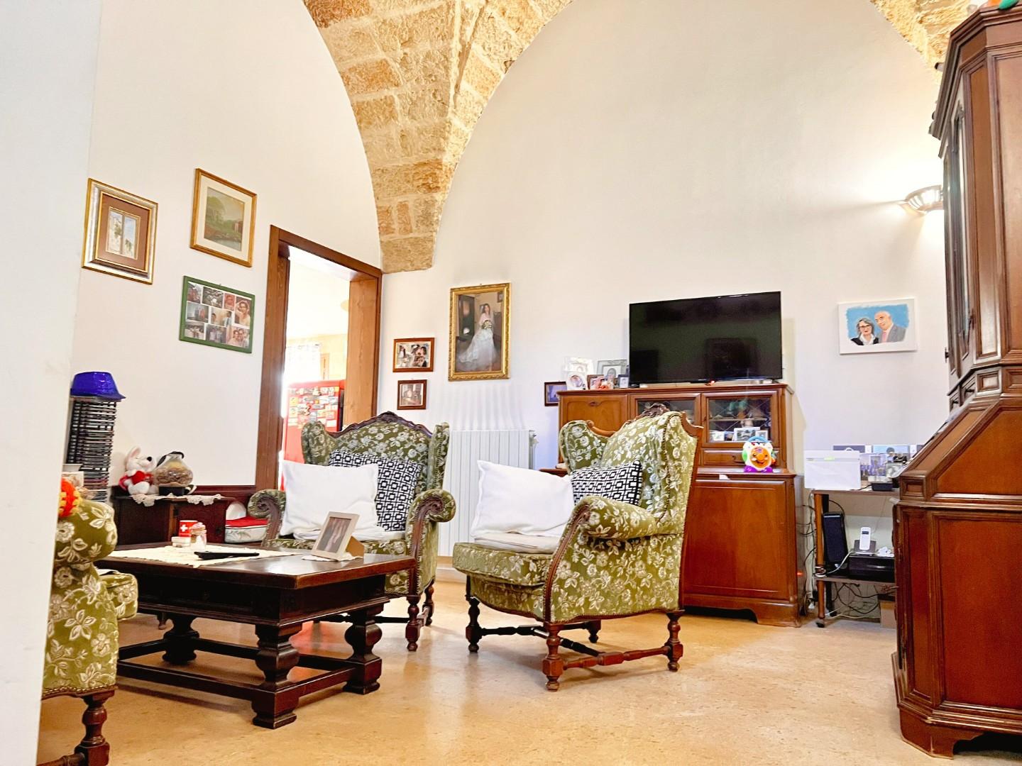 Casa indipendente con giardino a Miggiano