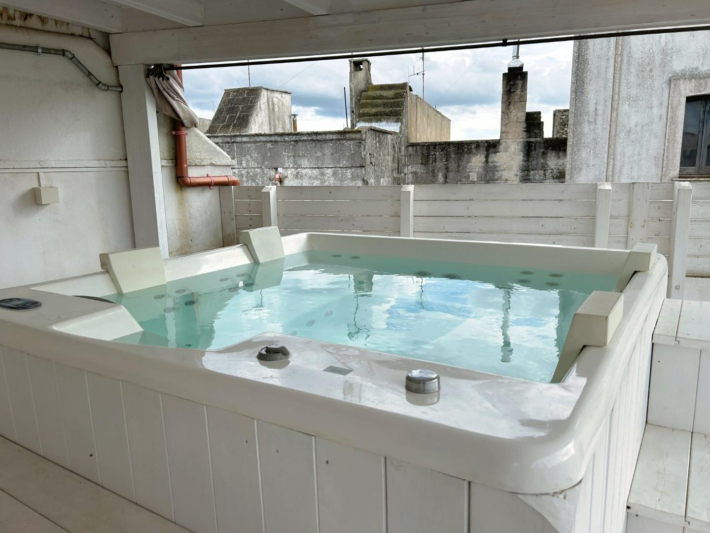 Quadrilocale con terrazzo a Specchia