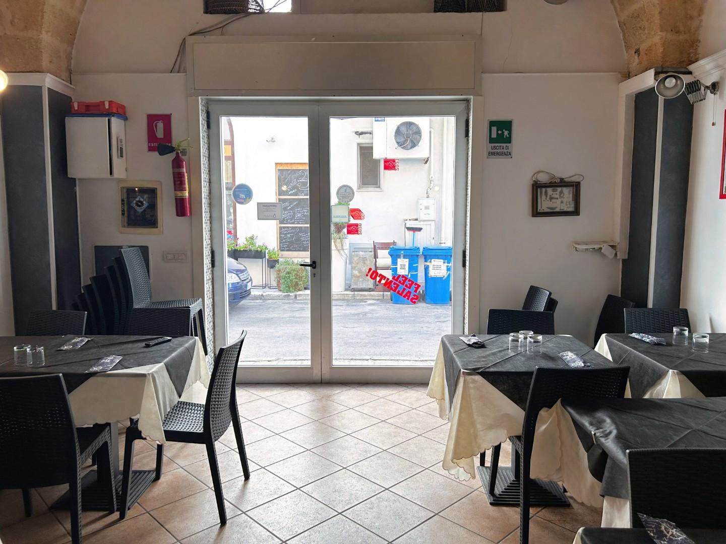 Locale commerciale in vendita a Porto Cesareo