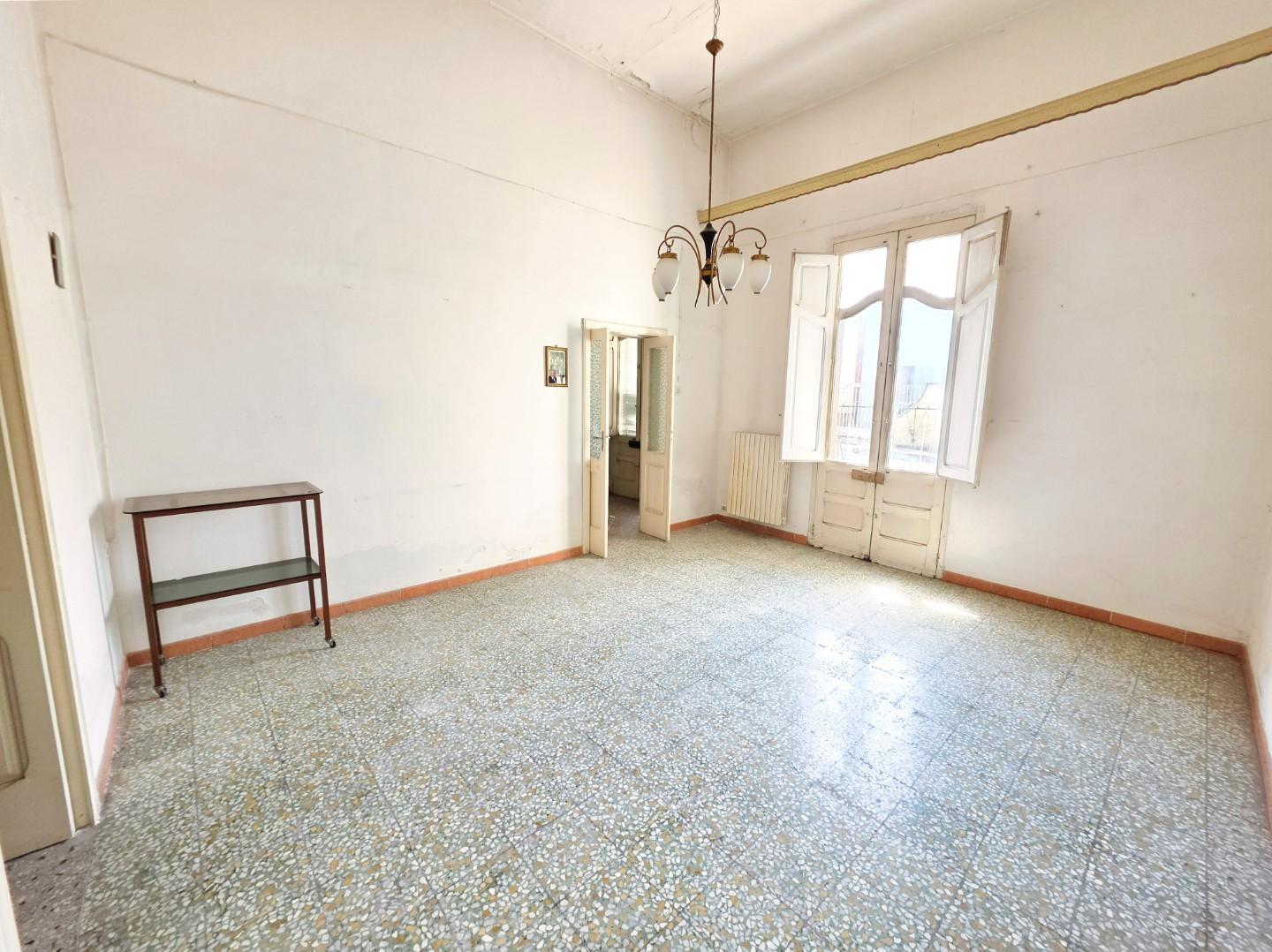 Casa indipendente con terrazzo a Veglie