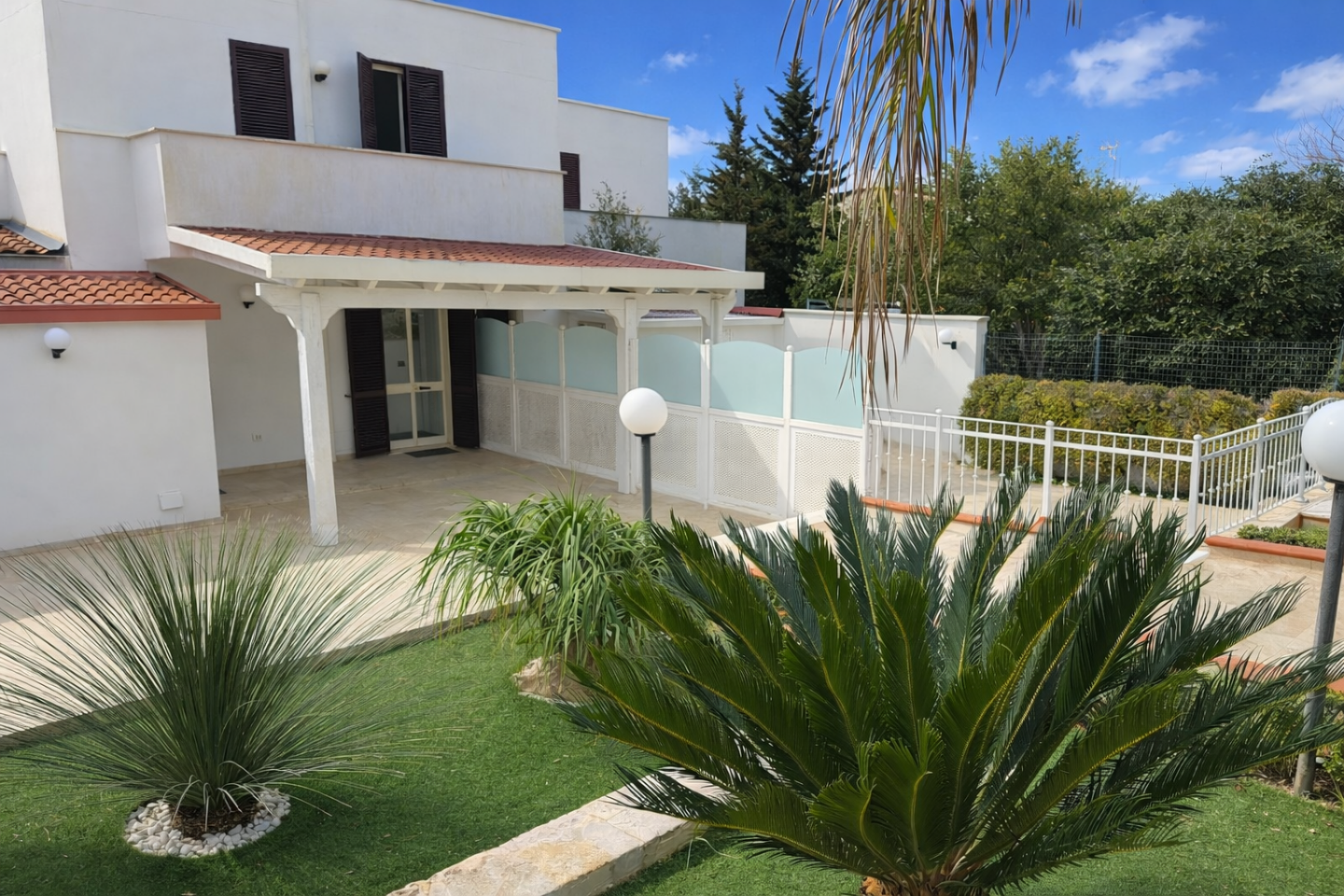 Casa indipendente con giardino a Porto Cesareo
