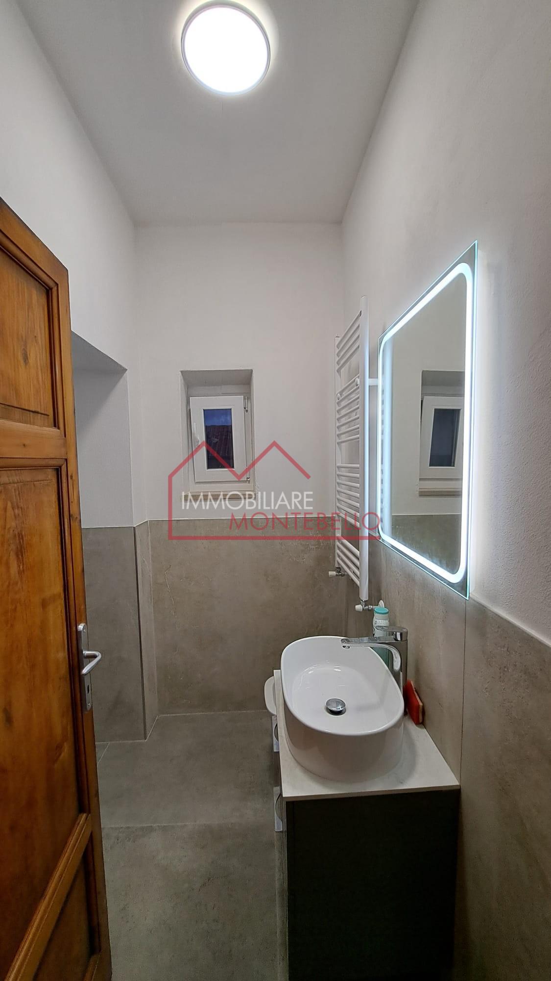 Appartamento con terrazzo, Viareggio centro