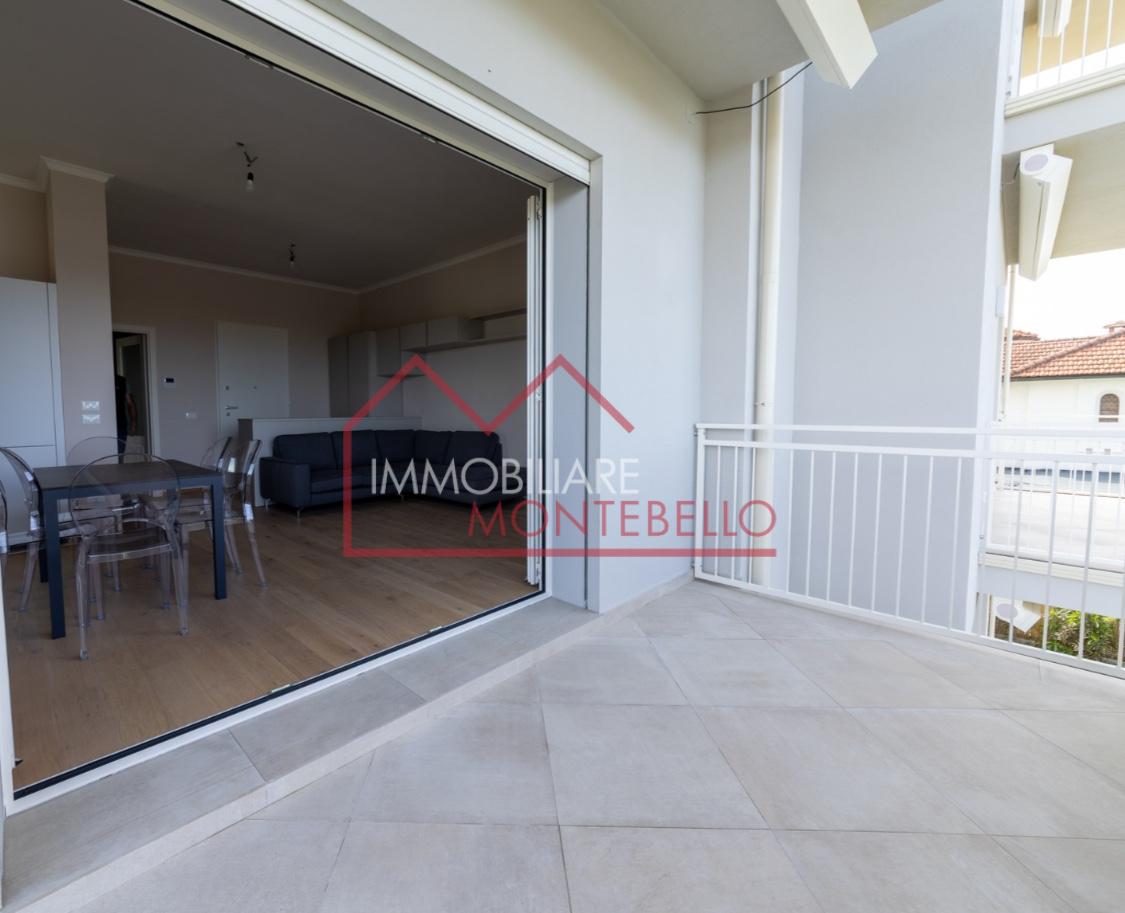 Appartamento in vendita, Camaiore lido di