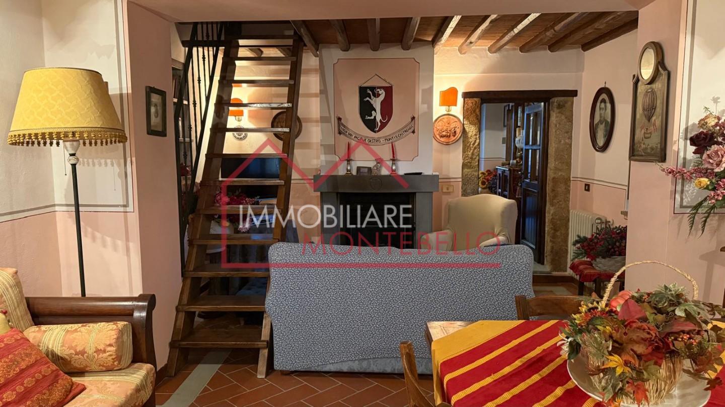 Rustico vista mare a Camaiore