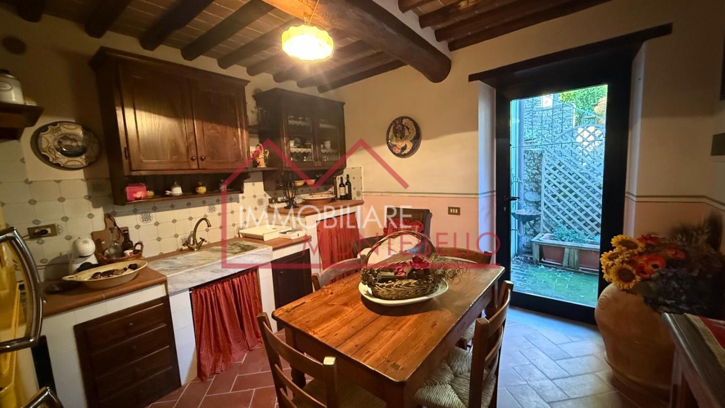 Rustico vista mare a Camaiore