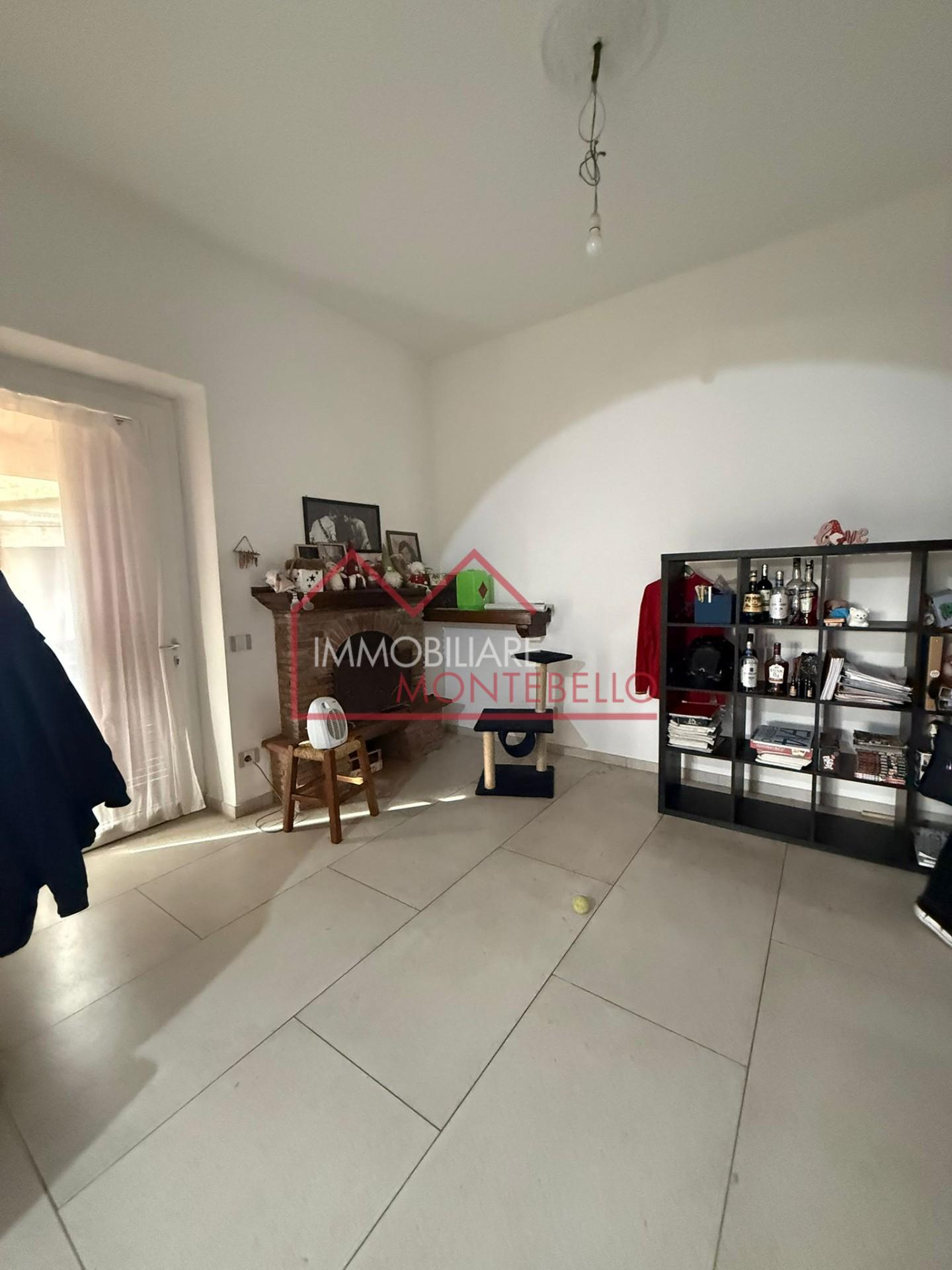 Casa indipendente con giardino a Camaiore