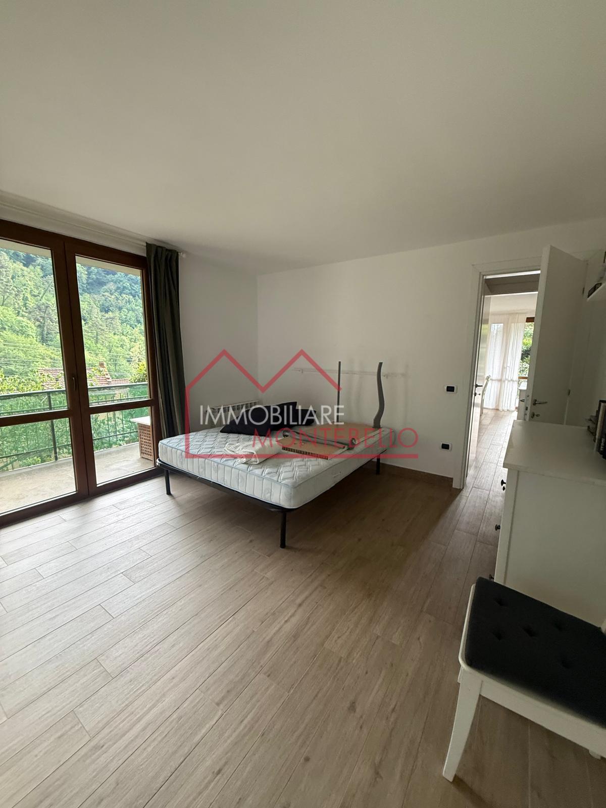 Quadrilocale arredato in affitto, Camaiore lombrici