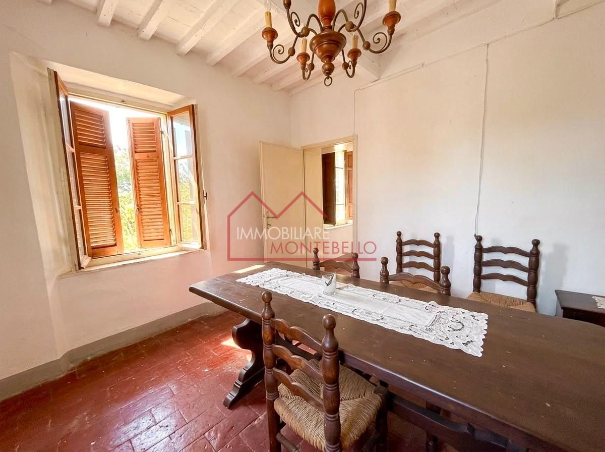 Casa indipendente da ristrutturare, Camaiore marignana