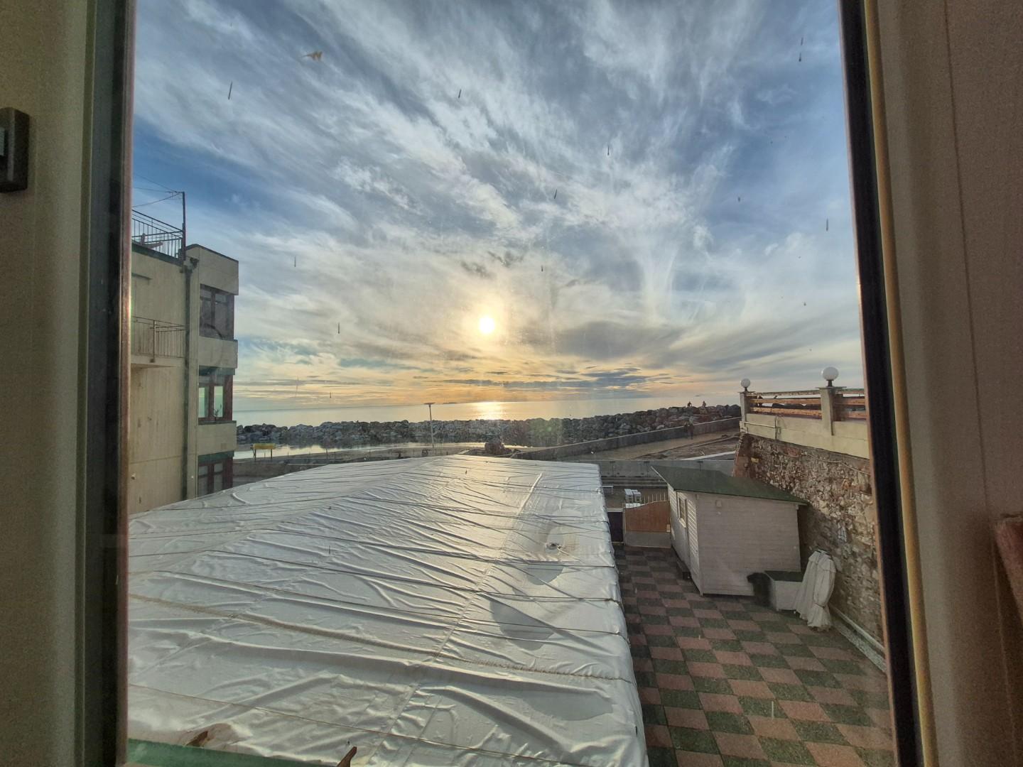 Bilocale arredato in affitto, Pisa marina di