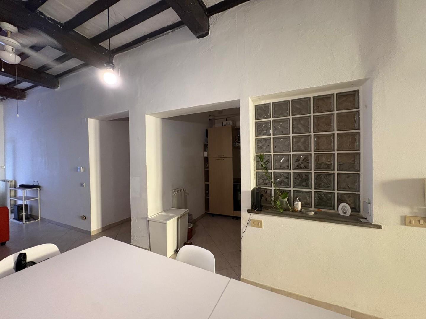 Trilocale arredato in affitto, Pisa borghetto