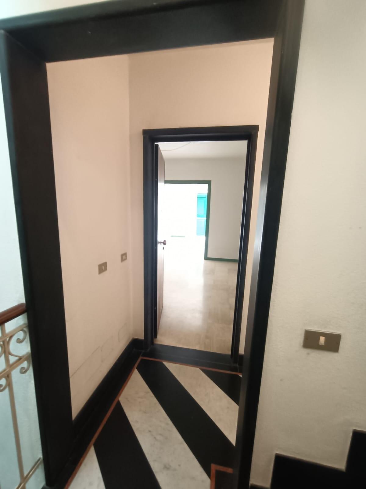 Quadrilocale con terrazzo a Chiavari