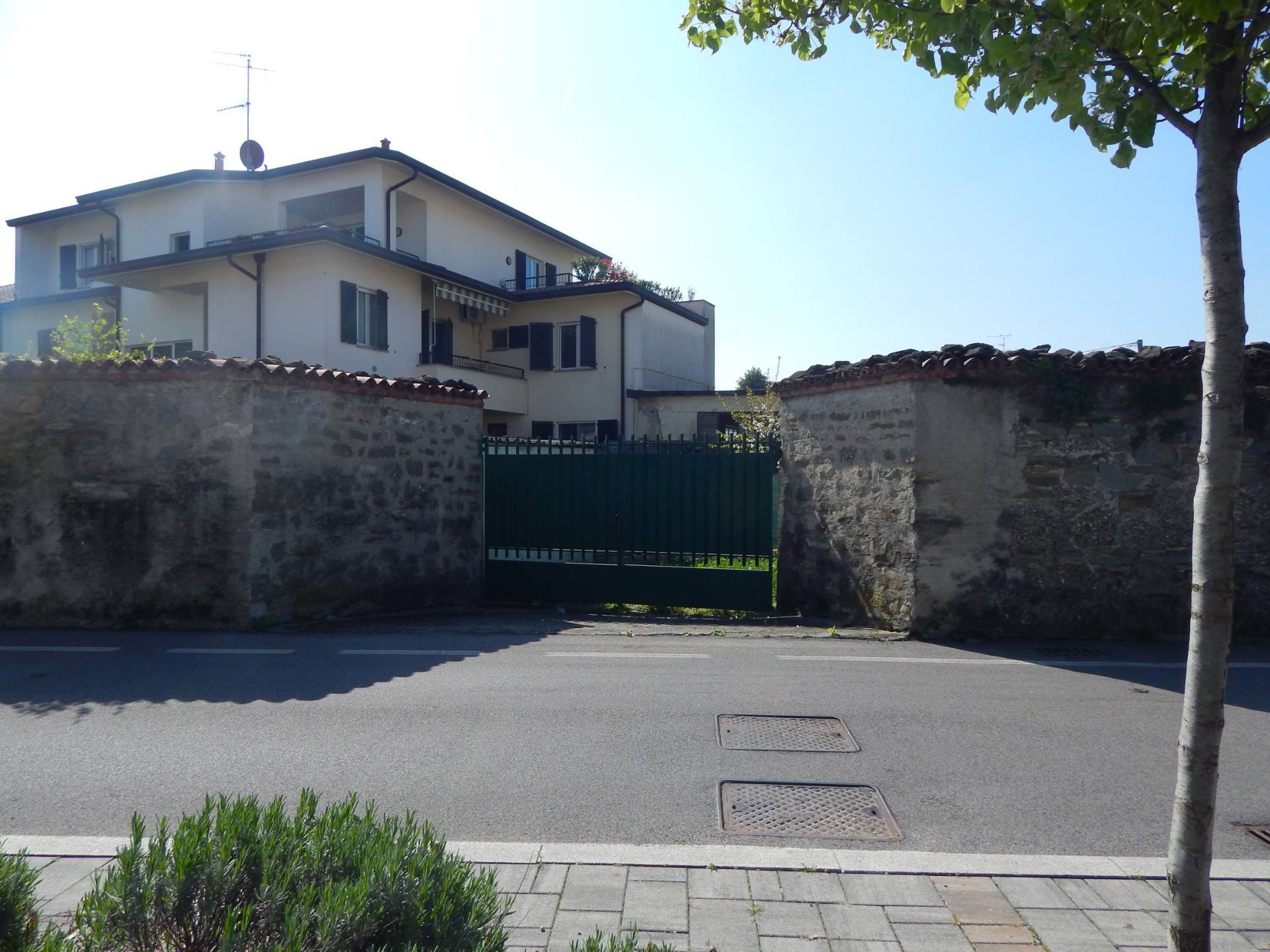 Appartamento in vendita a Molteno