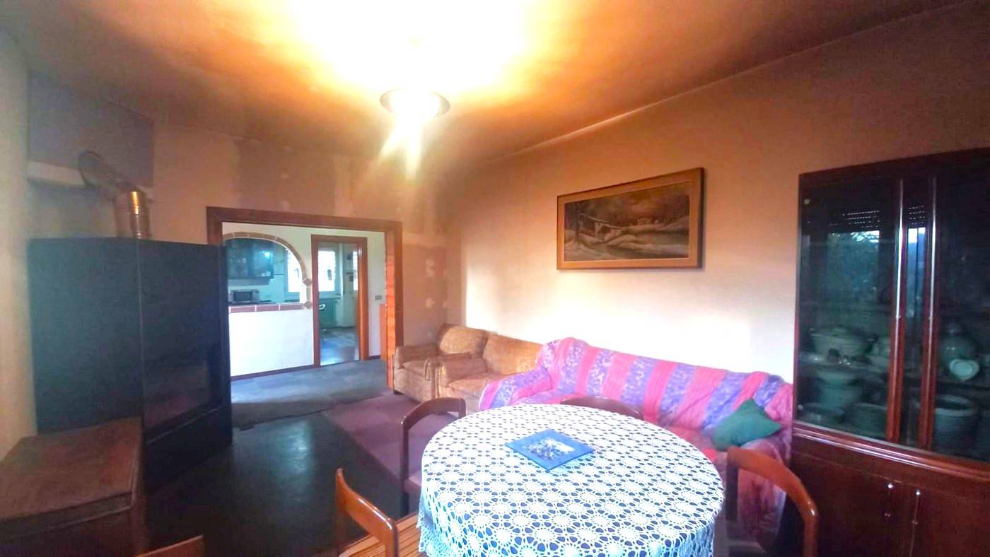 Appartamento in vendita a Cuveglio, Canonica